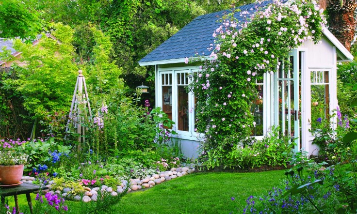 The Timeless Charm of a Cottage Garden