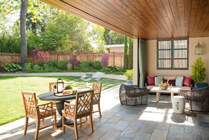 Transform Your Outdoor Space with Stunning Decor